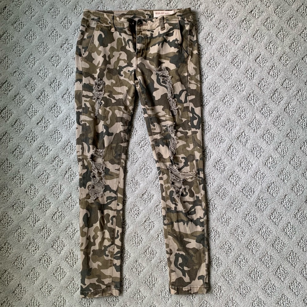 Camouflage cropped jeans by Wish List
